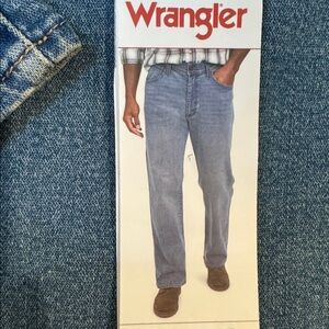 Wrangler Mens Jeans Relaxed Fit pants 32 x 34 FREE TO STRETCH straight leg slate